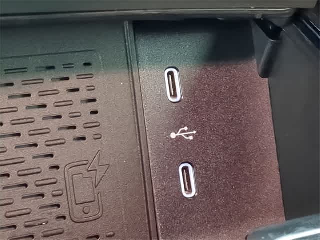 Thumbnail: 2026 Mercedes-Benz GLE - 31