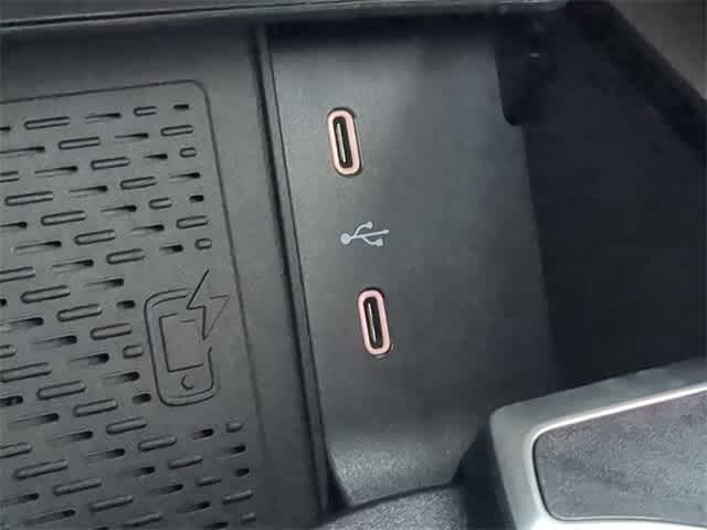 Thumbnail: 2026 Mercedes-Benz GLS - 32