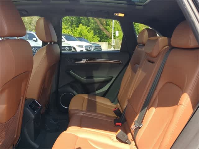 Thumbnail: 2012 Audi Q5 - 21