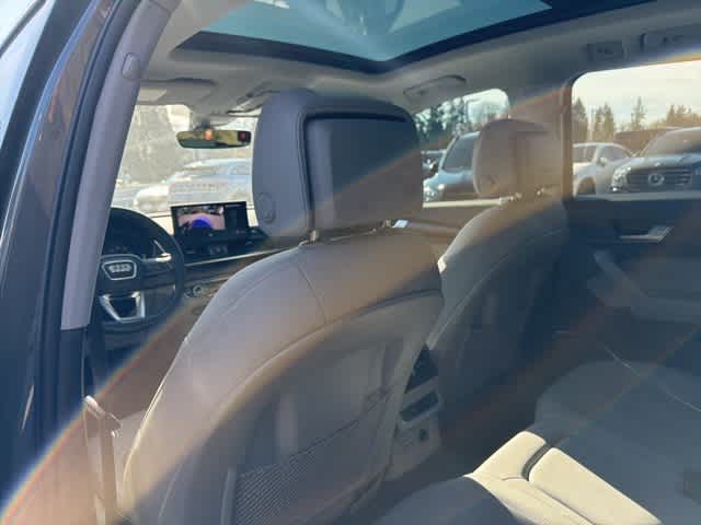 Thumbnail: 2023 Audi Q5 - 10