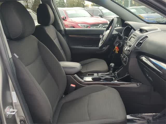 Thumbnail: 2014 Kia Sorento - 21