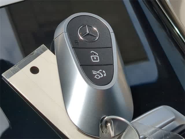 Thumbnail: 2025 Mercedes-Benz C-Class - 36