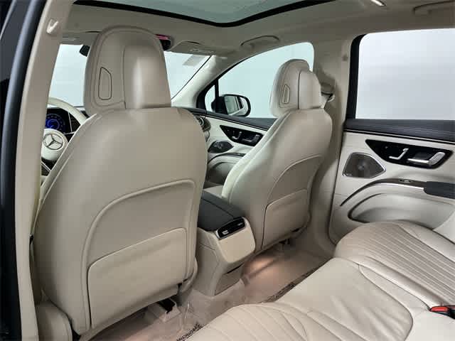 Thumbnail: 2023 Mercedes-Benz EQS - 18