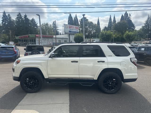 Thumbnail: 2020 Toyota 4Runner - 8
