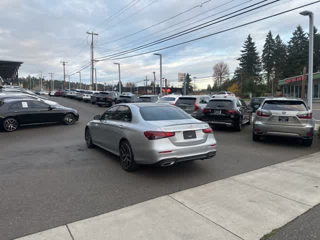 Thumbnail: 2022 Mercedes-Benz E-Class - 7