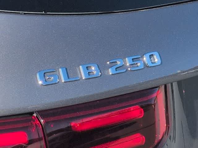 Thumbnail: 2025 Mercedes-Benz GLB - 13