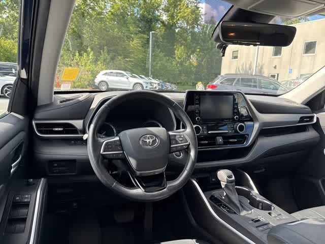 Thumbnail: 2021 Toyota Highlander - 9
