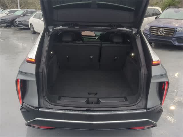 Thumbnail: 2024 Cadillac Lyriq - 36