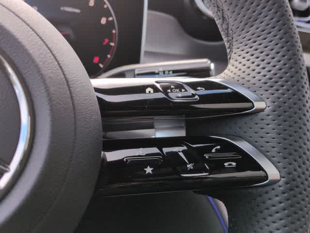 Thumbnail: 2026 Mercedes-Benz GLC - 24