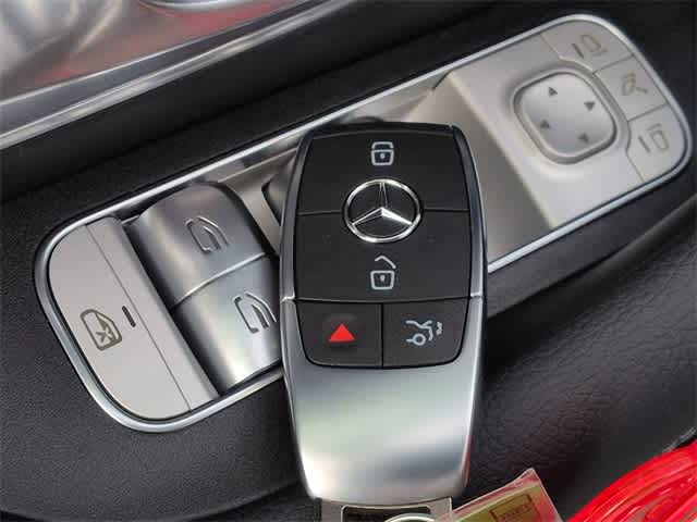 Thumbnail: 2026 Mercedes-Benz GLS - 35