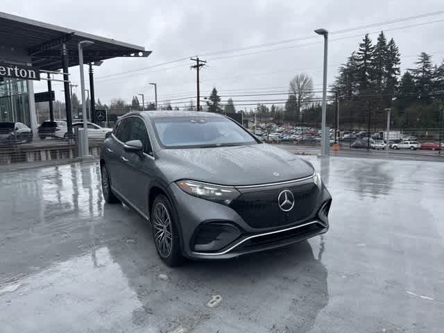 Thumbnail: 2023 Mercedes-Benz EQS - 3