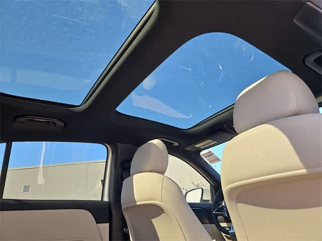 Thumbnail: 2025 Mercedes-Benz GLA - 23