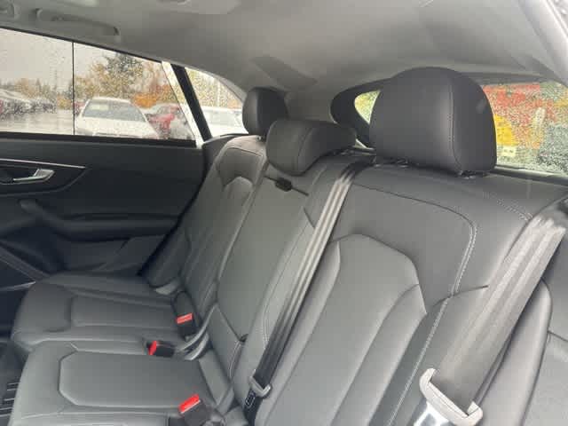 Thumbnail: 2023 Audi Q8 - 11