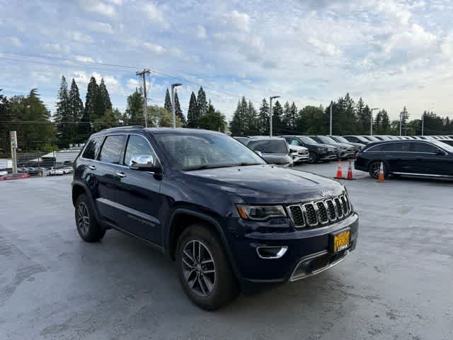 Thumbnail: 2017 Jeep Grand Cherokee - 3