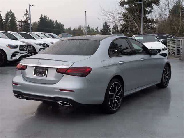 Thumbnail: 2022 Mercedes-Benz E-Class - 8