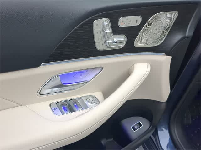 Thumbnail: 2026 Mercedes-Benz GLS - 17