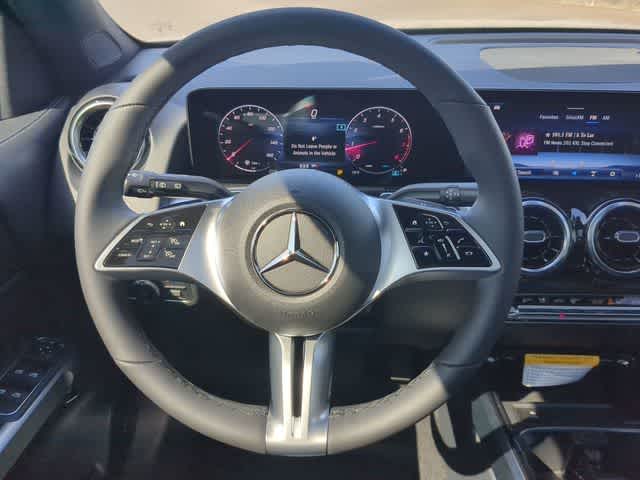 Thumbnail: 2026 Mercedes-Benz GLB - 24