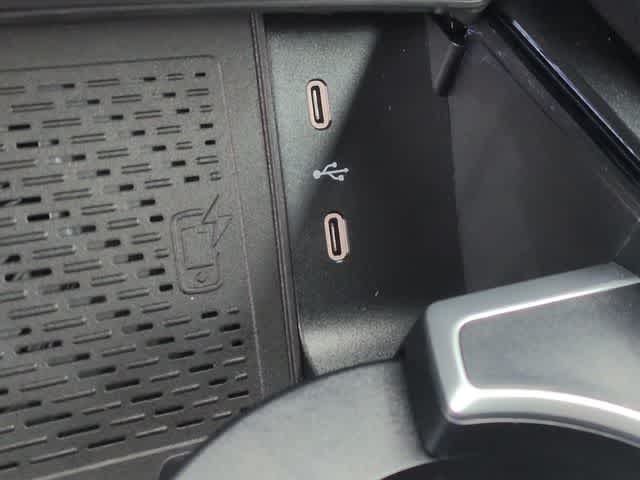 Thumbnail: 2026 Mercedes-Benz GLE - 34