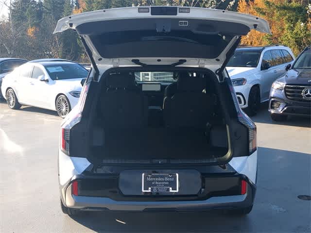 Thumbnail: 2024 Kia EV9 - 37