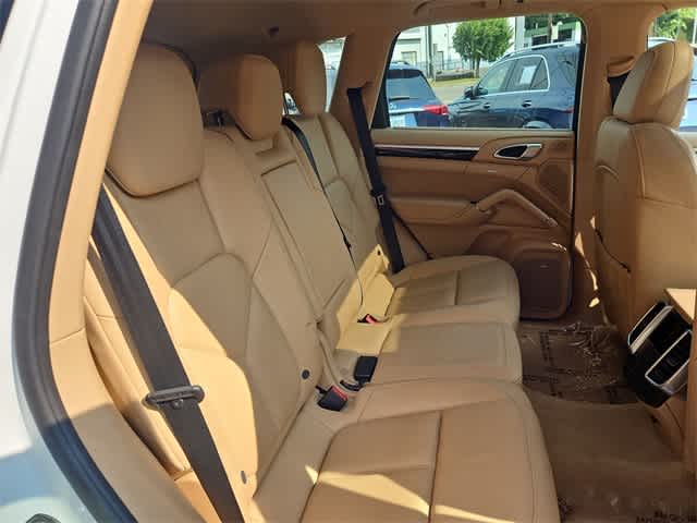 Thumbnail: 2014 Porsche Cayenne - 22