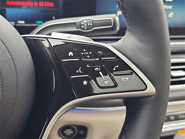 Thumbnail: 2026 Mercedes-Benz GLS - 27