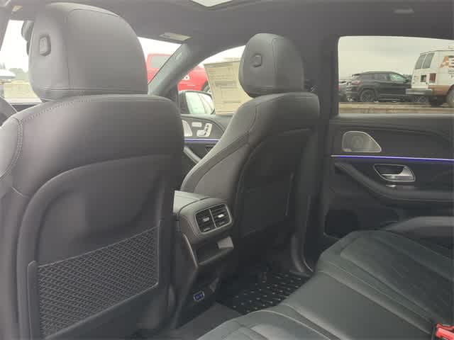 Thumbnail: 2026 Mercedes-Benz GL-Class - 18