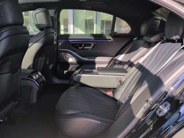 Thumbnail: 2026 Mercedes-Benz S-Class - 12
