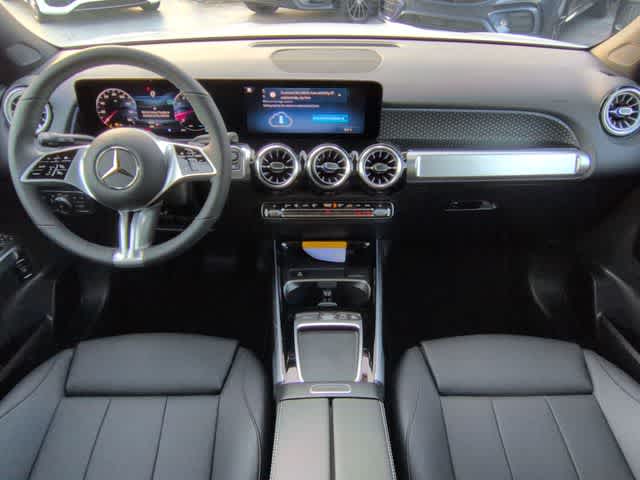 Thumbnail: 2026 Mercedes-Benz GLB - 16