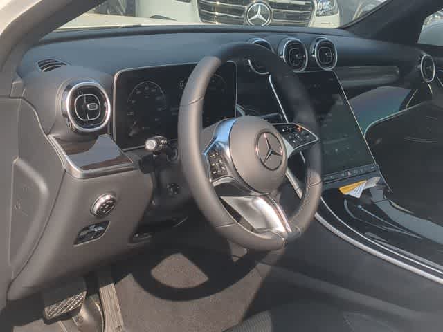 Thumbnail: 2025 Mercedes-Benz GLC - 10