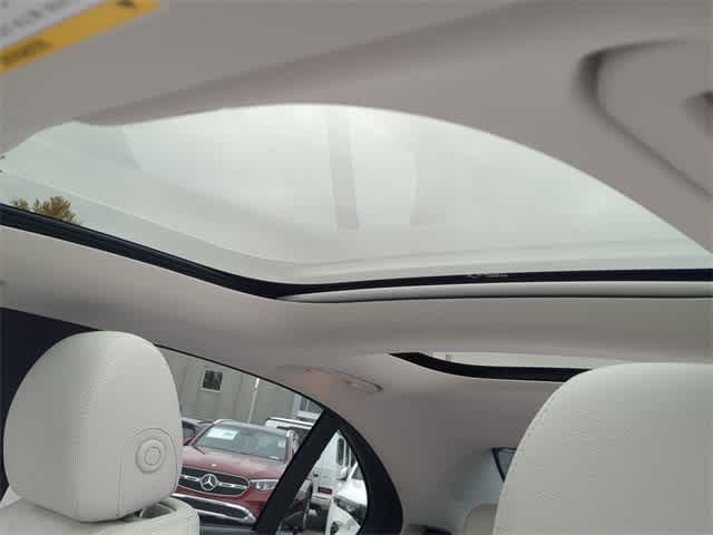 Thumbnail: 2021 Mercedes-Benz E-Class - 19