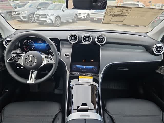 Thumbnail: 2025 Mercedes-Benz GLC - 15