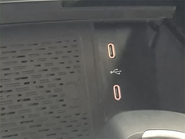 Thumbnail: 2026 Mercedes-Benz GL-Class - 32