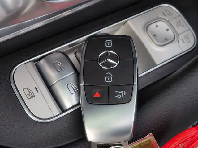 Thumbnail: 2026 Mercedes-Benz GLS - 35