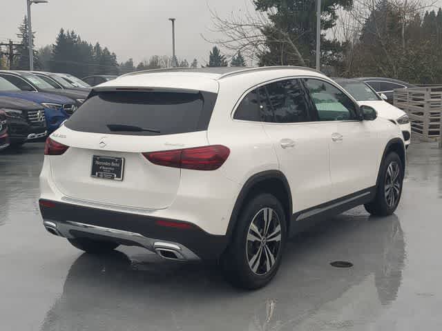 Thumbnail: 2026 Mercedes-Benz GLA - 8