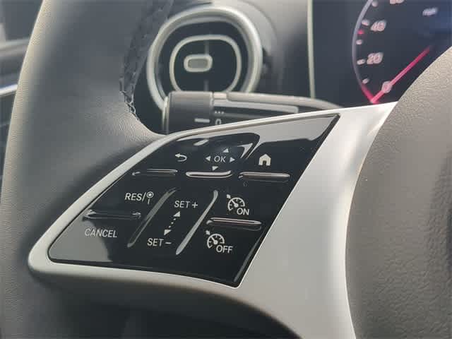 Thumbnail: 2025 Mercedes-Benz C-Class - 25