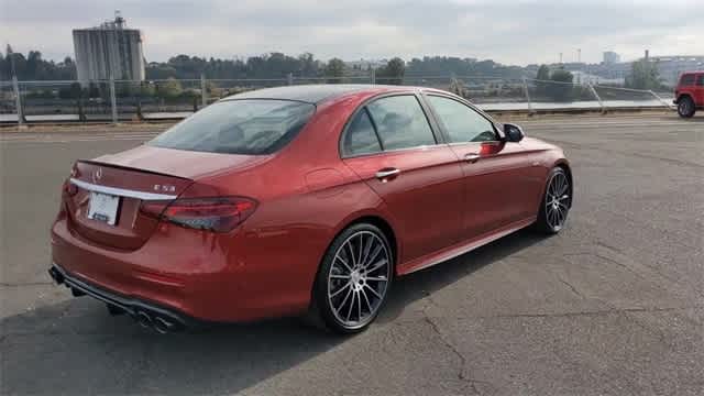 Thumbnail: 2022 Mercedes-Benz E-Class - 8