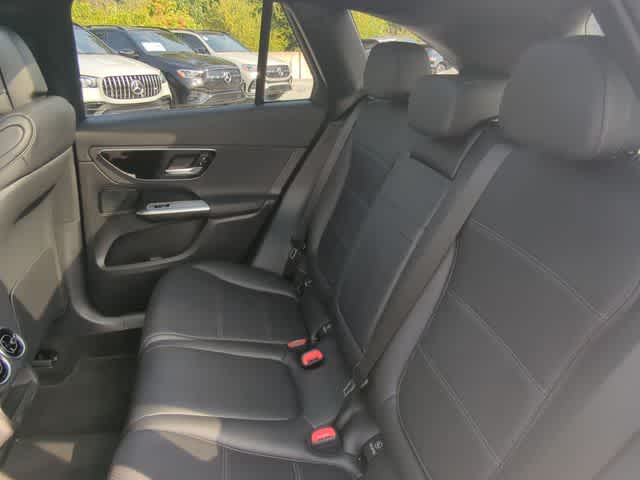 Thumbnail: 2025 Mercedes-Benz GLC - 20