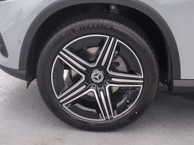 Thumbnail: 2026 Mercedes-Benz GLC - 13