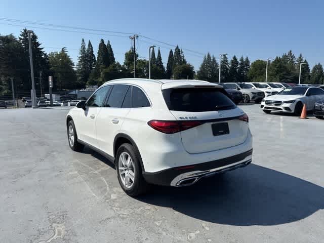 Thumbnail: 2025 Mercedes-Benz GLC - 7