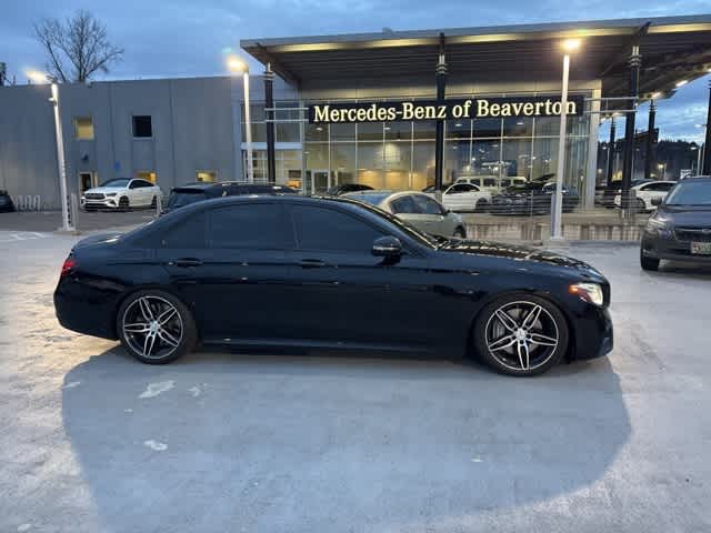 Thumbnail: 2017 Mercedes-Benz E-Class - 4