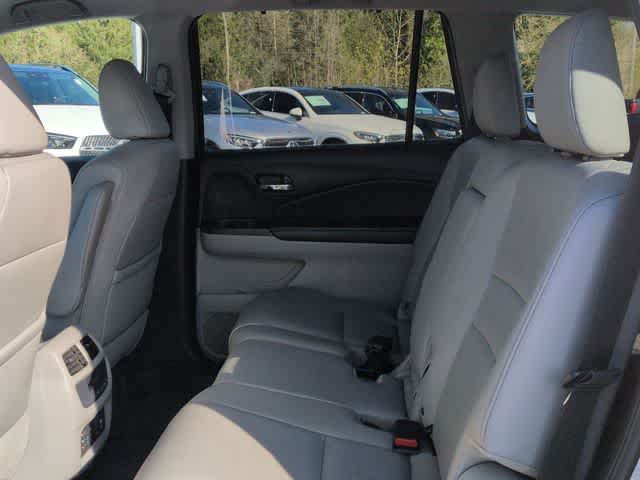 Thumbnail: 2016 Honda Pilot - 21