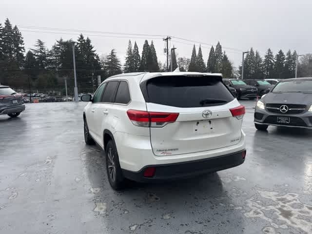 Thumbnail: 2019 Toyota Highlander - 7