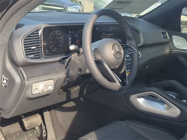 Thumbnail: 2026 Mercedes-Benz GLE - 10