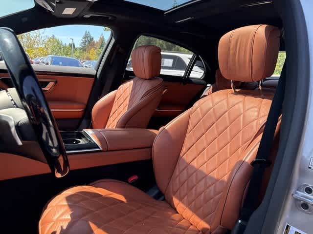 Thumbnail: 2022 Mercedes-Benz S-Class - 13