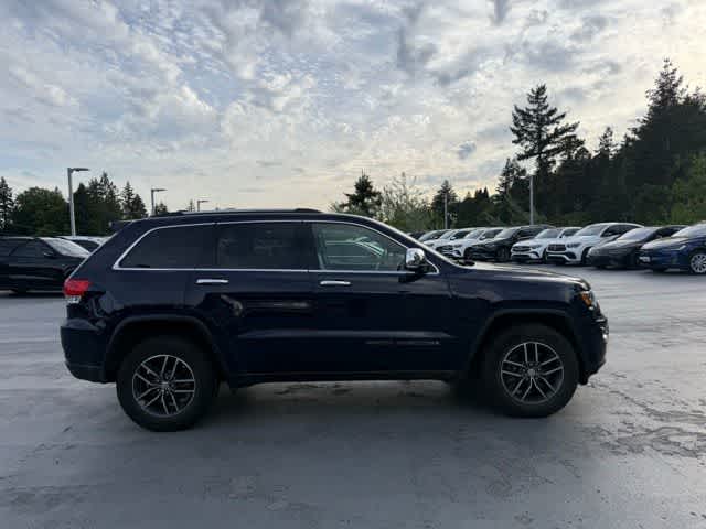 Thumbnail: 2017 Jeep Grand Cherokee - 4