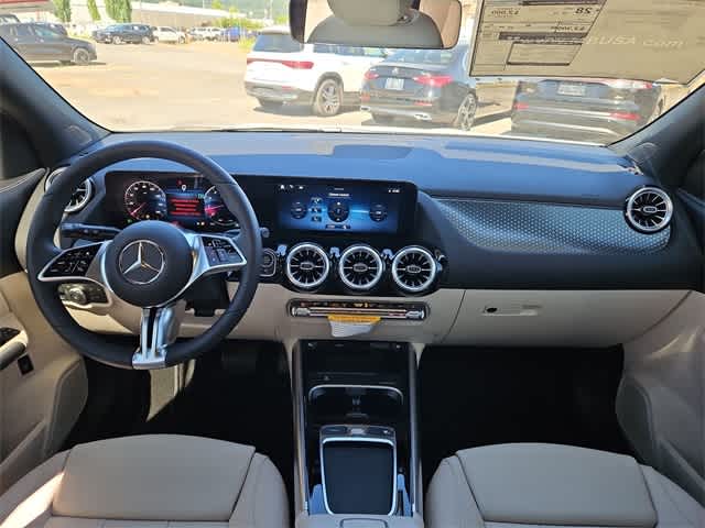 Thumbnail: 2025 Mercedes-Benz GLA - 16