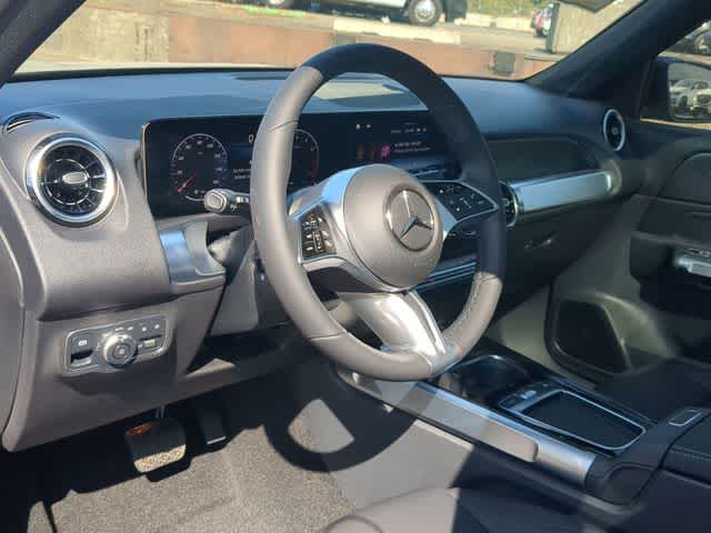 Thumbnail: 2026 Mercedes-Benz GLB - 10