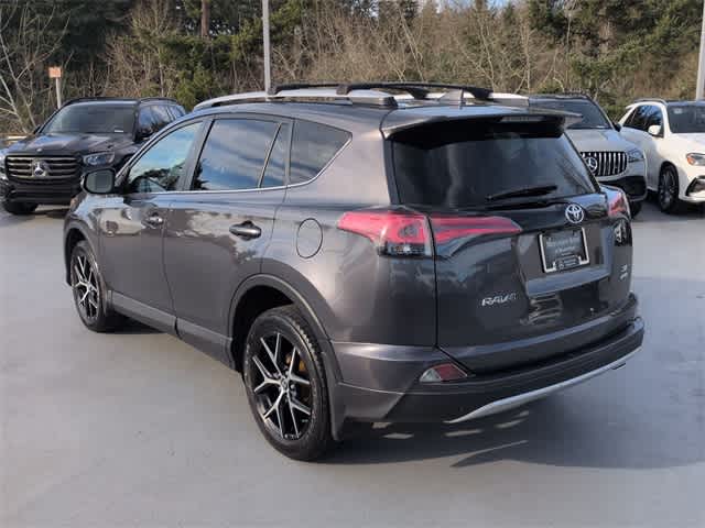 Thumbnail: 2016 Toyota RAV4 - 6