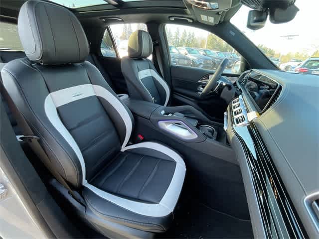 Thumbnail: 2024 Mercedes-Benz GL-Class - 23