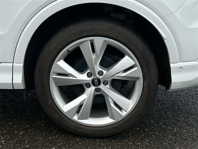 Thumbnail: 2023 Audi Q4 e-tron - 14